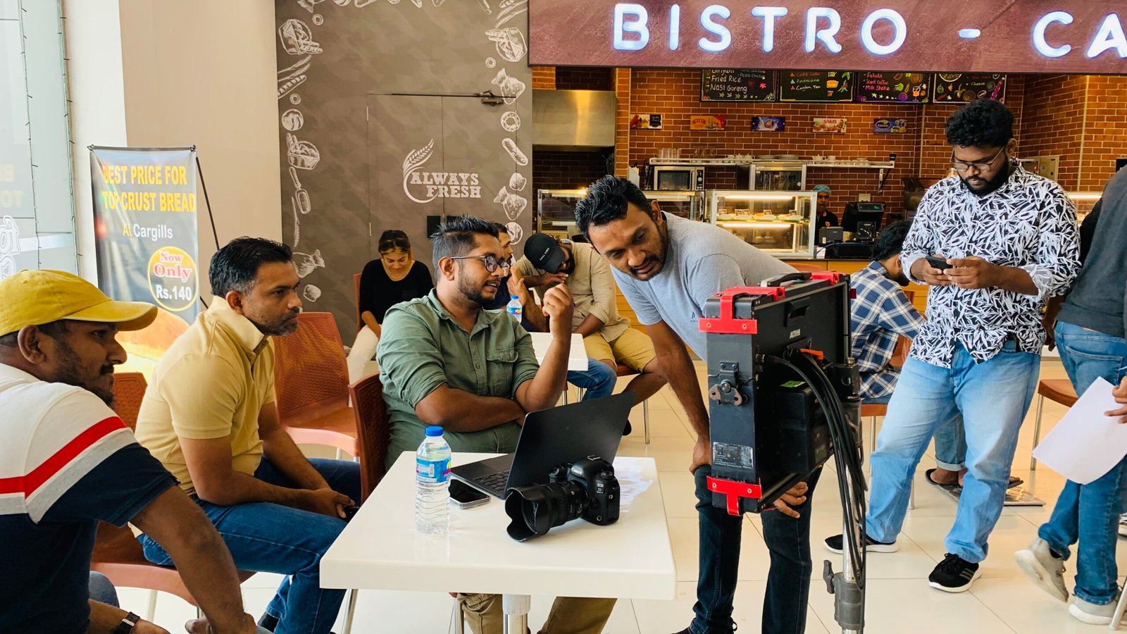 Escape Hub - An Adventure to Walpolamulla - South Asia's Smallest Village