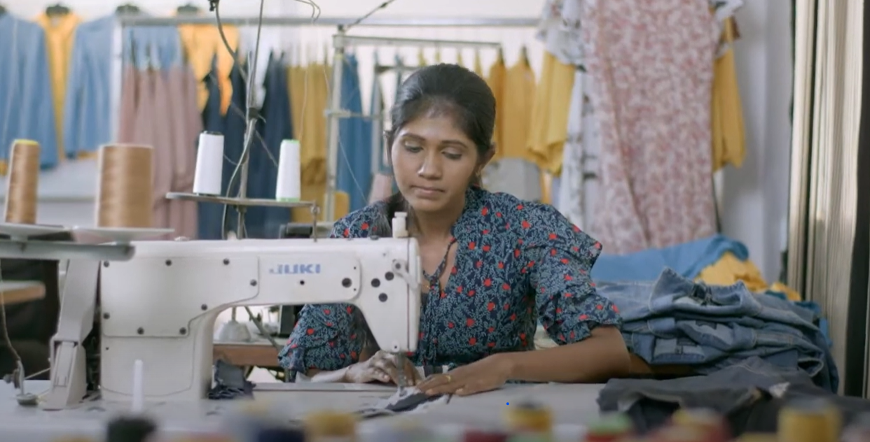 ඇය වන් උතුම් සමාජයක් බිහි වේවා! | GFLOCK